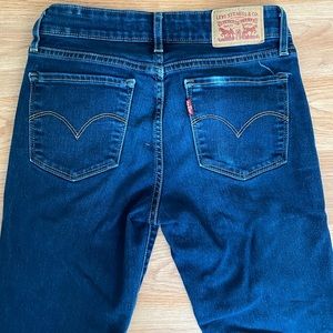 711 skinny Levi jeans